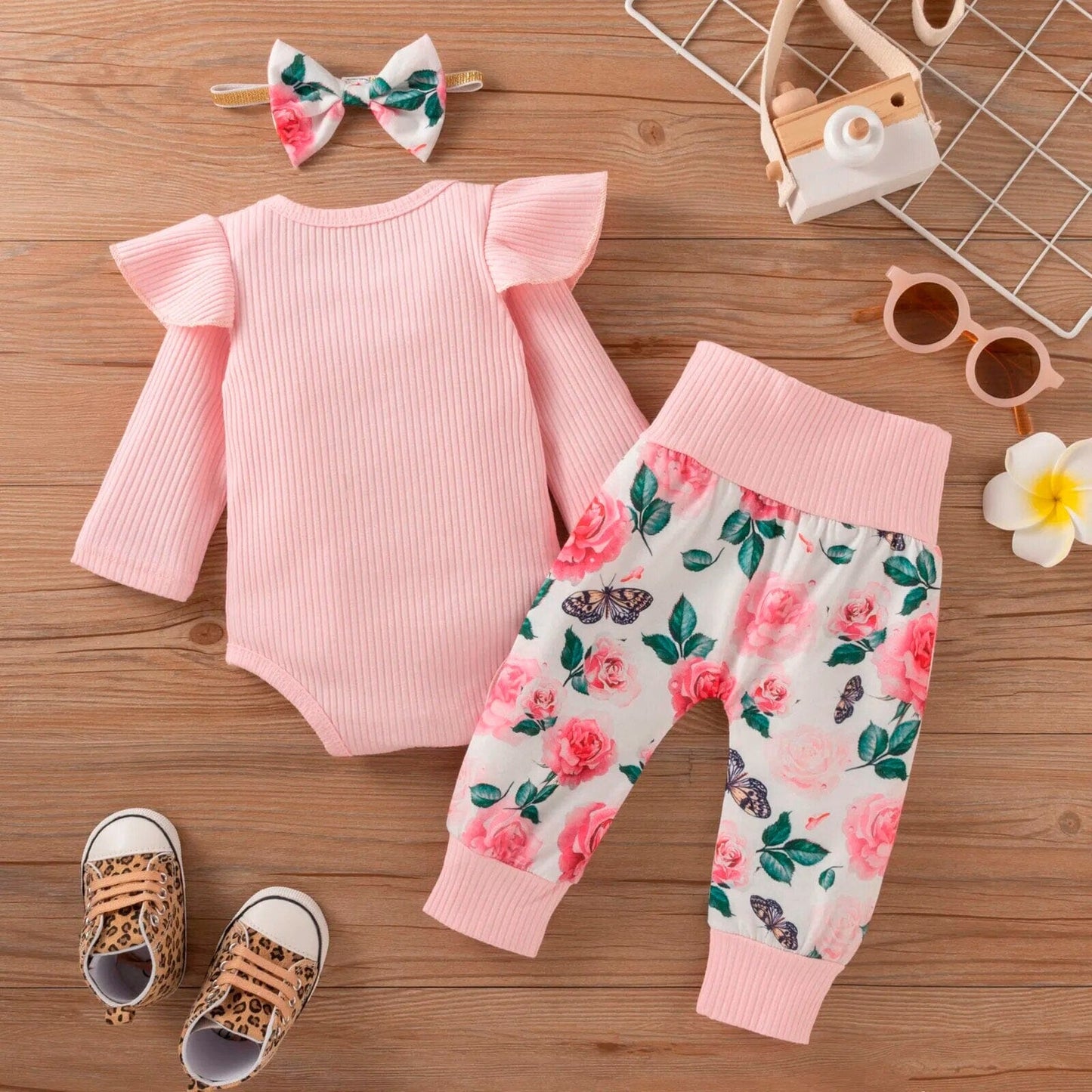 Baby Girl Floral Outfit 3-piece set