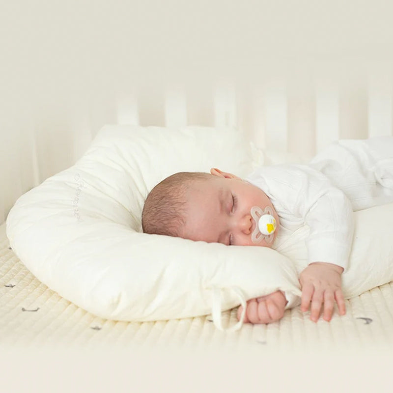 Ultra-Soft Huggable Baby Pillow - Dreamy™