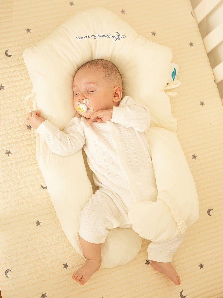 Ultra-Soft Huggable Baby Pillow - Dreamy™